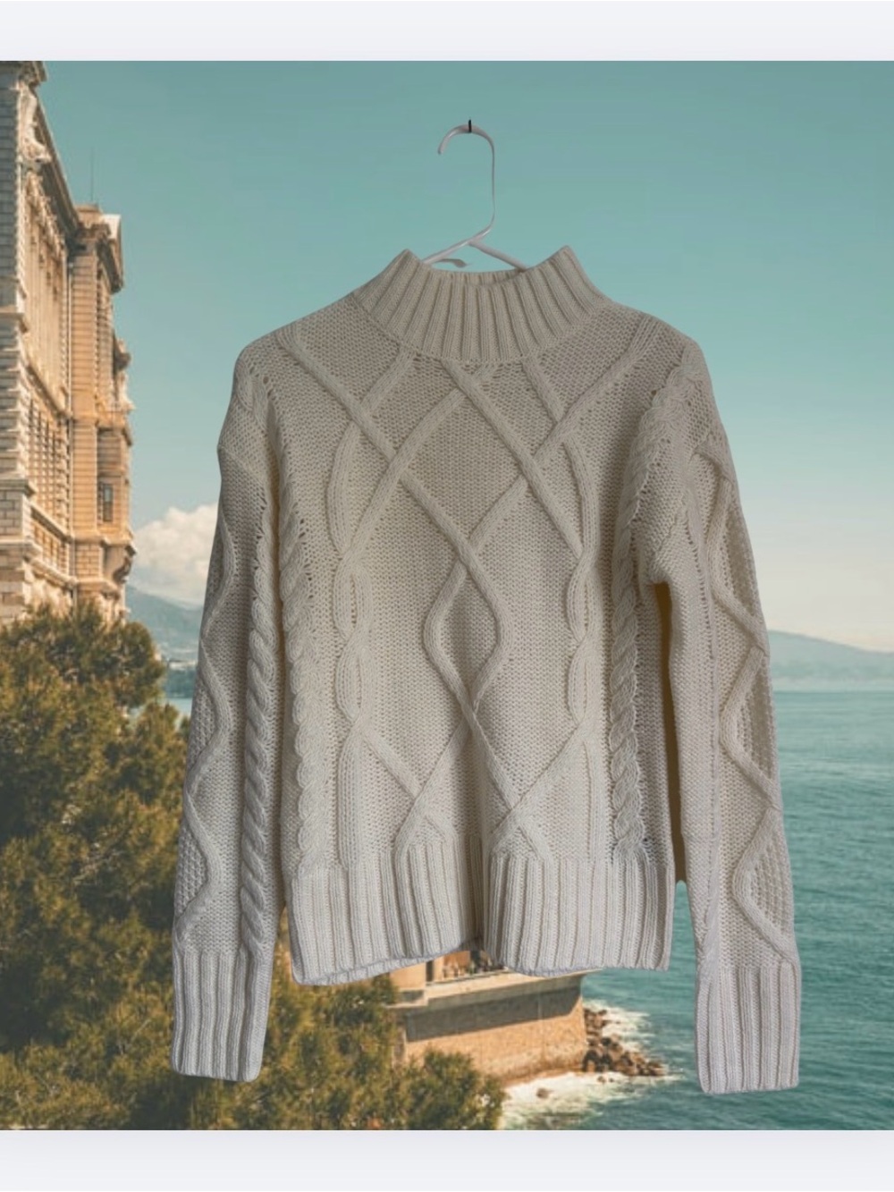 GAP Cream/White Cable-Knit Turtleneck Sweater